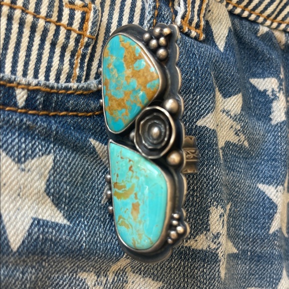 Mercury Orchard  vintage one of a kind Turquoise Silver Statement Ring - Picture 5 of 11